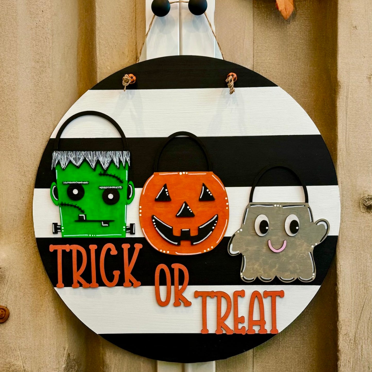 Trick-or-Treat Door Hanger